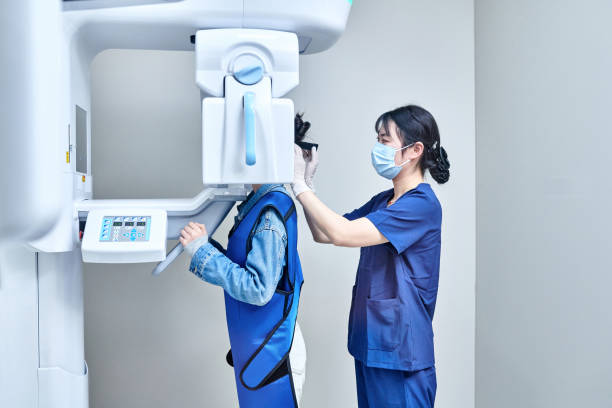 Best Emergency Dental Extractions in Smithville, TX